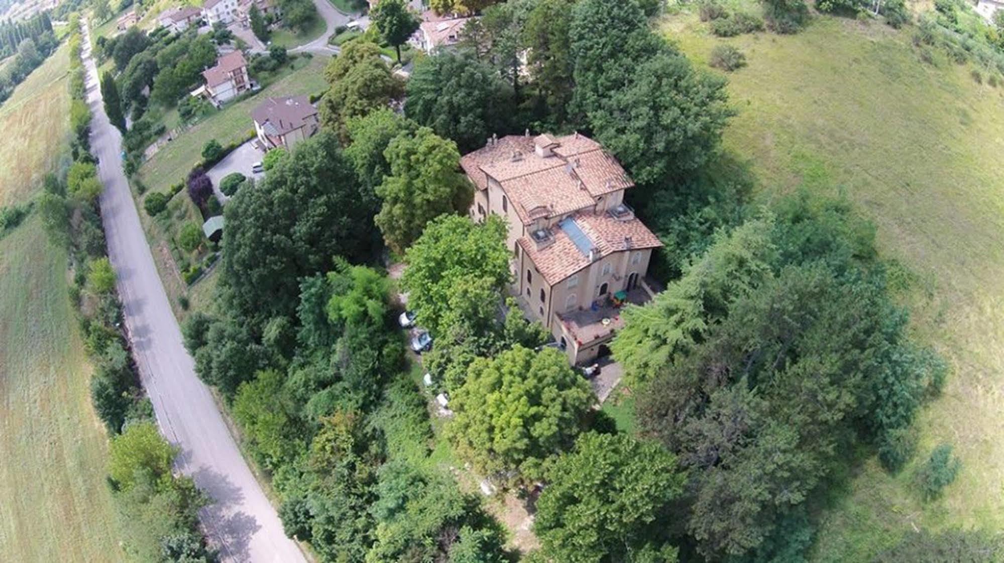 La Locanda Del Borgo Pietralunga  Bagian luar foto